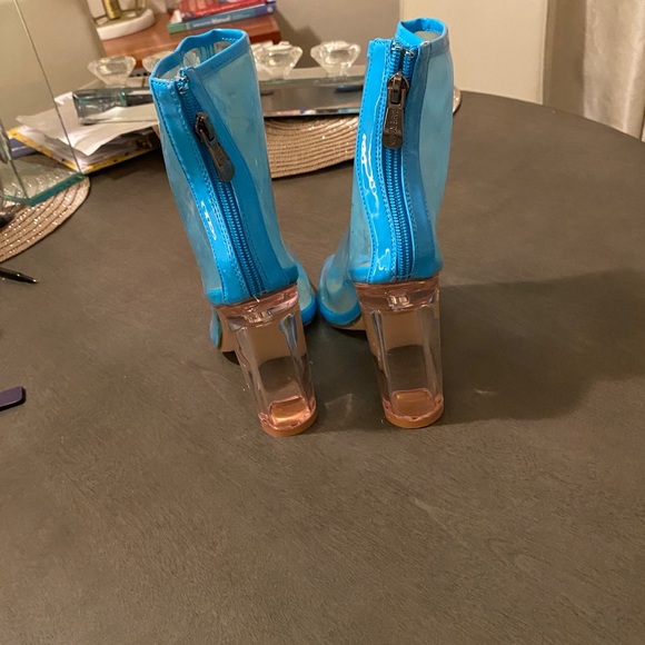 Blue/Pink Transparent Booties - Picture 3 of 5